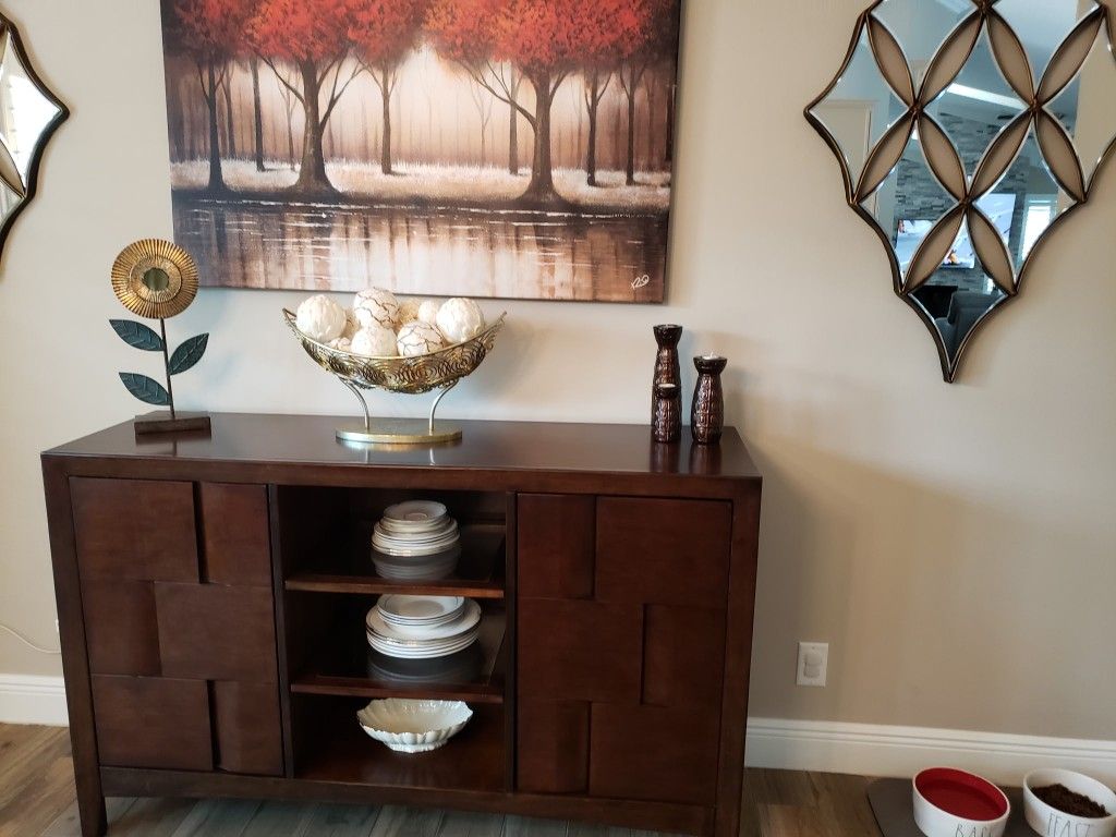 Side Buffet Cabinet
