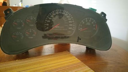 2003 Chevy Monte Carlo Dash Cluster