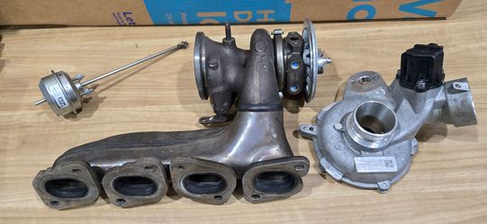 15-20 Mercedes 2.0 Turbocharger (Read Description)