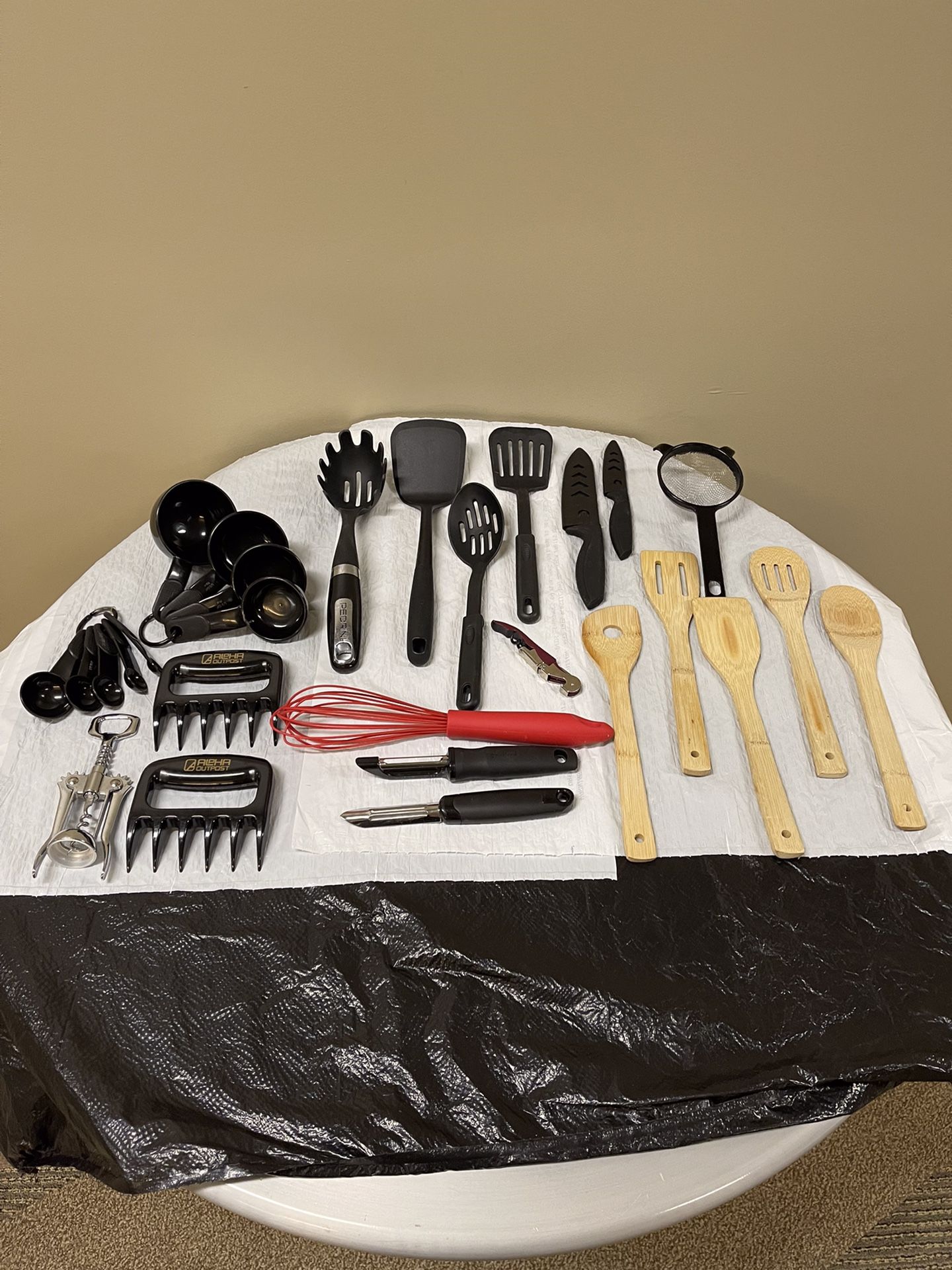 KITCHEN ACCESSORIES Bundle - all LIKE-NEW!! - firm price