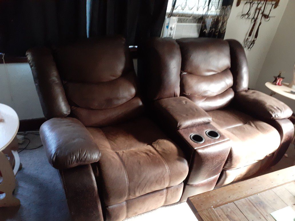 Free Recliner need gone today!!