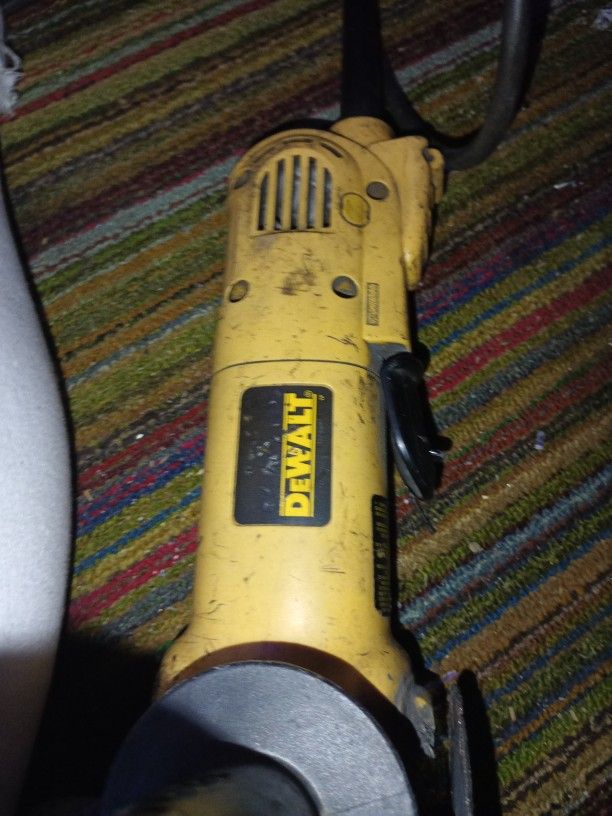Dewalt