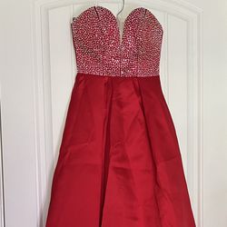 elegant red PROM dress size 0