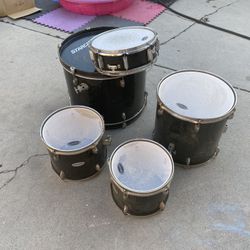 DRUM SET