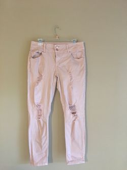 Chorlette russe ripped jeans