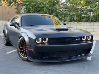 2016 Dodge Challenger hellcat