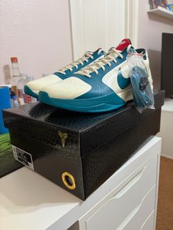Nike Kobe 5 Protro Caitlin Clark Coconut Milk Size 13