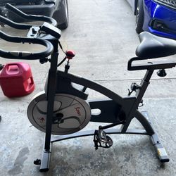 Sunny Spinning Exercise Bike 