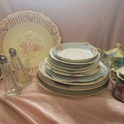 Lot of Antique and Vintage Items