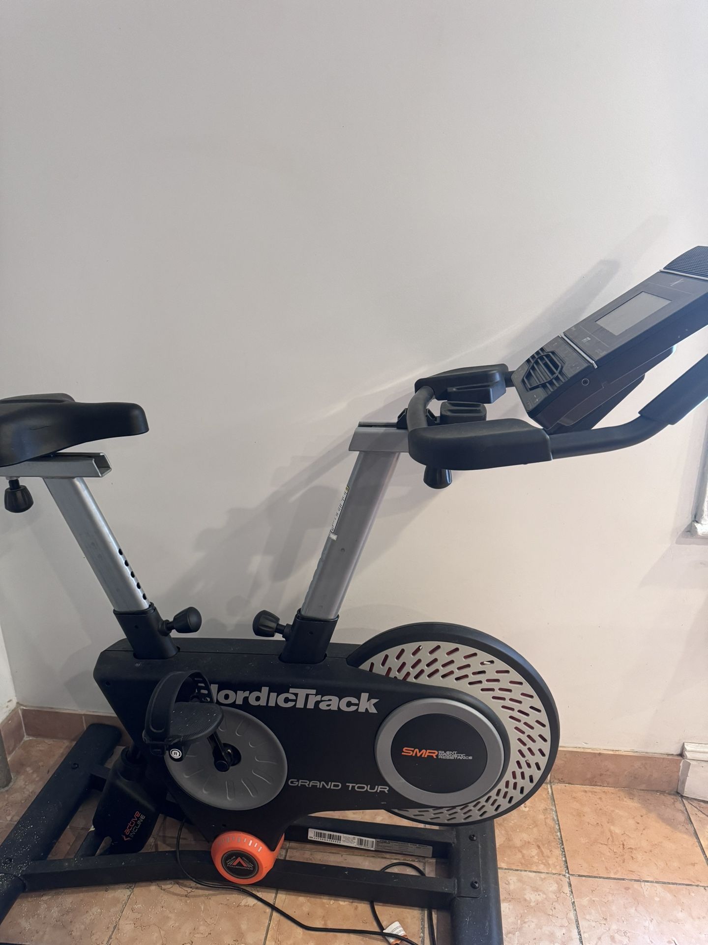 FREE DELIVERY !! Premiere Nordictrack Exercise bike
