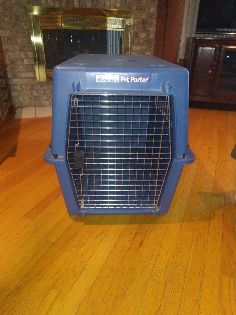 Petmate Pet Porter Pet Carrier / Large Dog Kennel