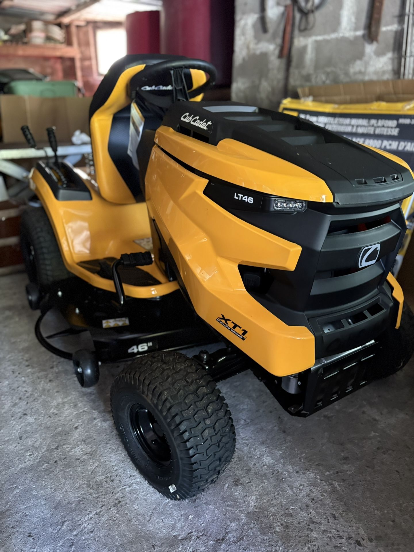 Cub Cadet 46” Ride On Mower 