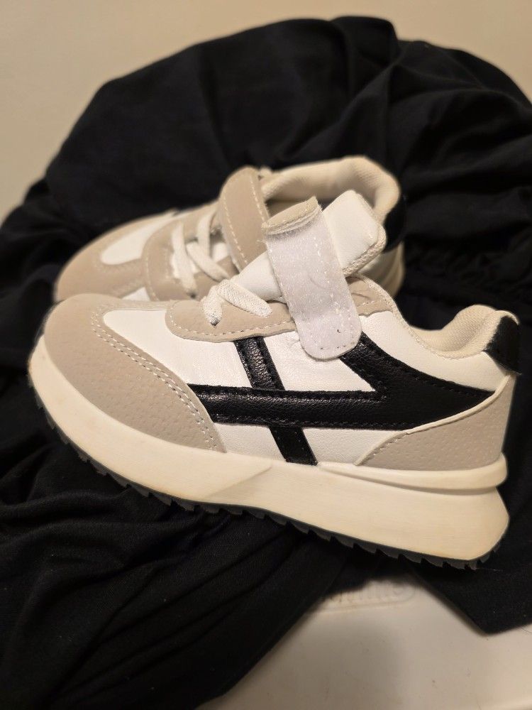 Kids Sneakers
