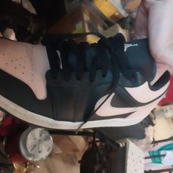 Air Jordan 1 Low