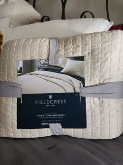 Fieldcrest Pick-Stitch Satin Quilt King-Glendale 91203 MUST GO BY 9/27