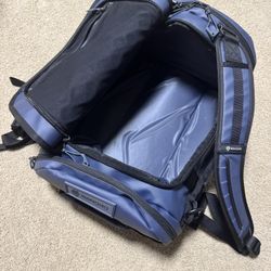WANDRD CARRYALL DUFFEL 30L (NAVY)