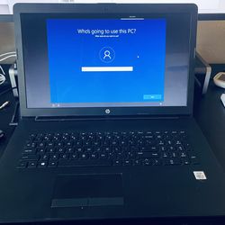 17.3” HP laptop Like New 