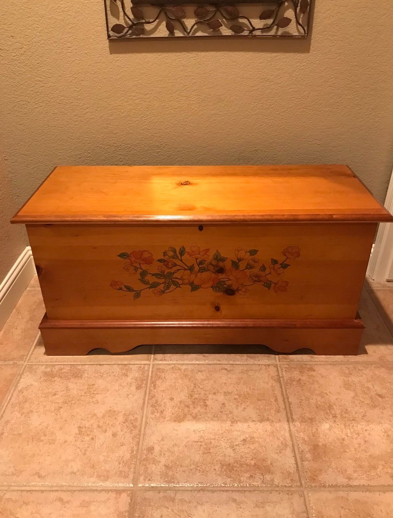 Beautiful Pine & Cedar Hope Chest