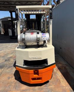 Forklift