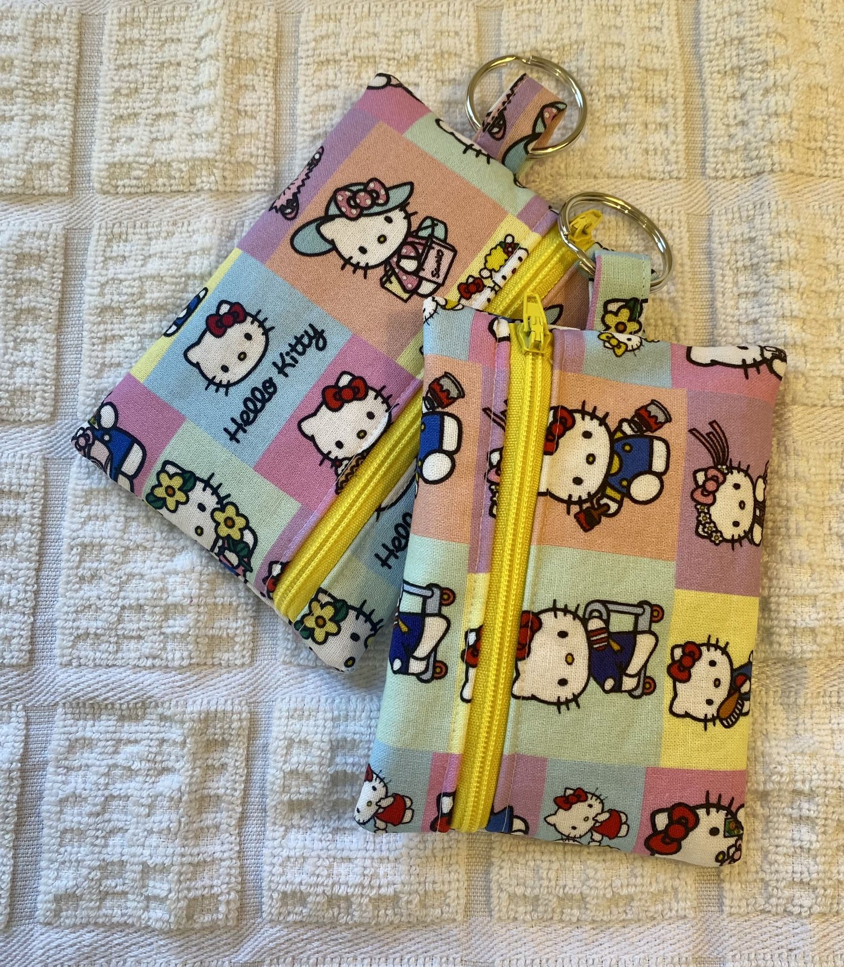 Hello Kitty Coin Purse/Zipper Pouch