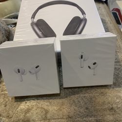 Apple Airmax 250And 2nd And 3rAirPods $85Each 