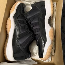 Jordan 11s