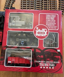 LGB Train Set - 5 cars, lots of track, etc. with original boxes in San Francisco