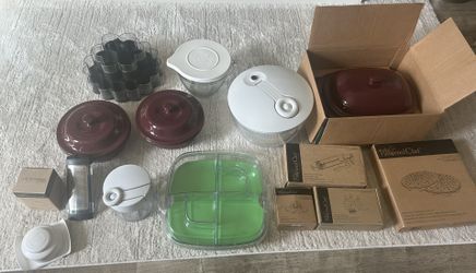 Pampered Chef Kitchen Bundle Multiple Items