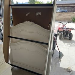 Bed in good condition
