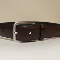 COACH  Full  Grained Leather Women's Brown Belt With A Silver Buckle Size M-L
