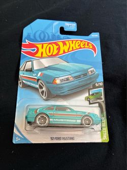 Hot Wheels 92 Ford Mustang