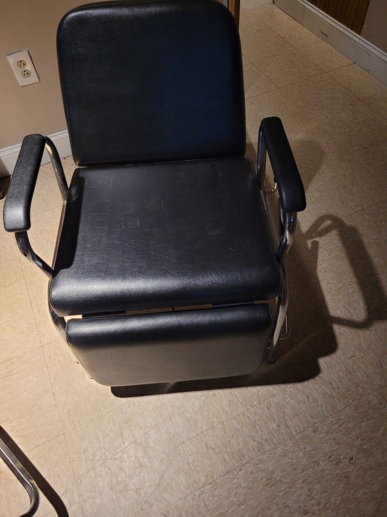 Salon Equipment
