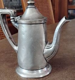 1929 Hollywood Hotel  1 P Teapot