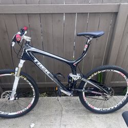 trek full carbon frame 9.8 