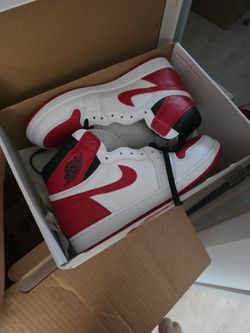NEW Jordan I Retro High OG - White University Red
