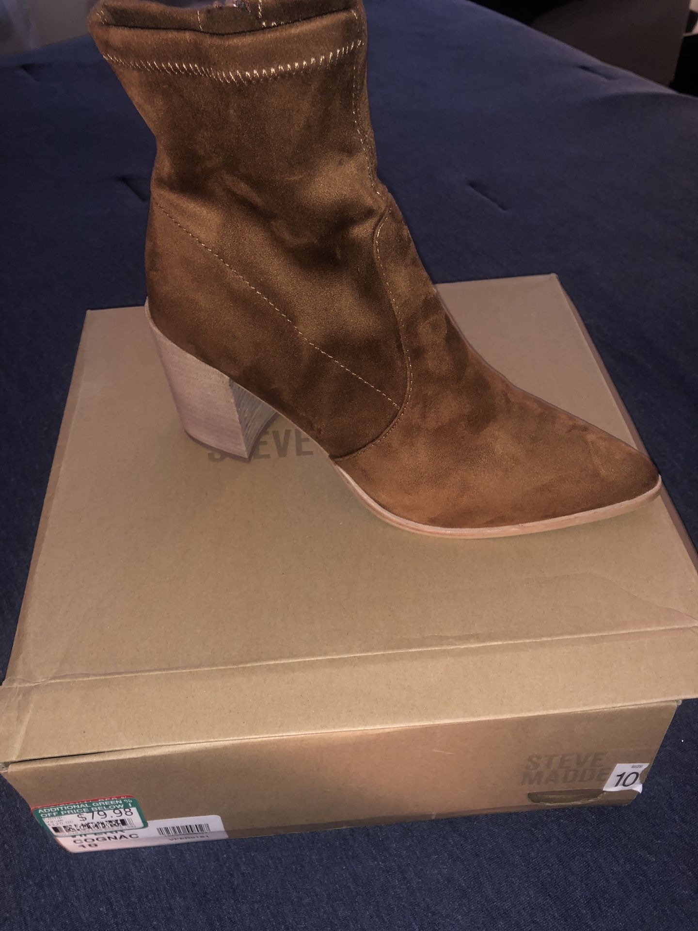 Steve Madden Viperr Suede Ankle Boots