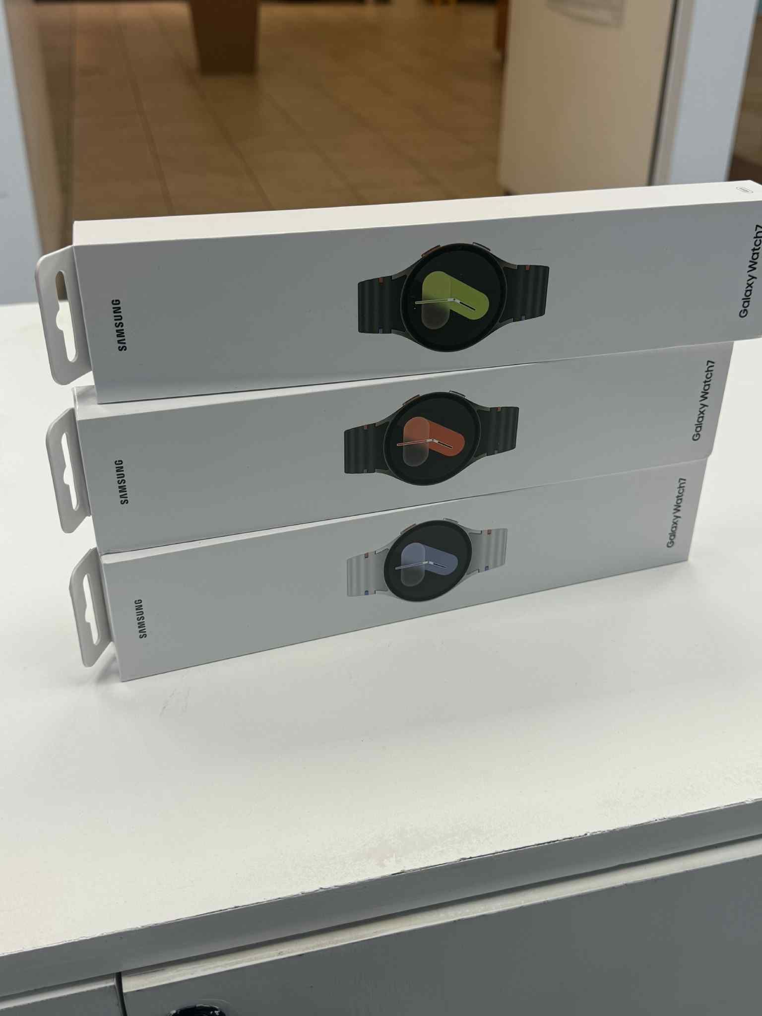 Samsung Galaxy Watch 7 - Pay $5 DOWN AVAILABLE - NO CREDIT NEEDED