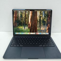 2025 Apple MacBook Air 13" M4 8C GPU 4.5GHz 16GB RAM 256GB SSD A3240