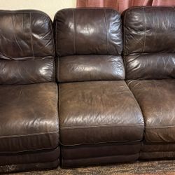 Free electric recycling couch 