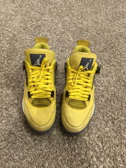 Jordan 4 Lightnings