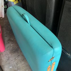 Massage Table 