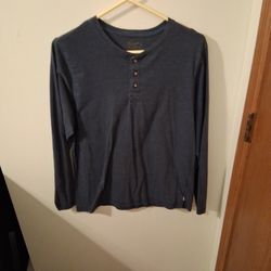 M Levi's Shirt