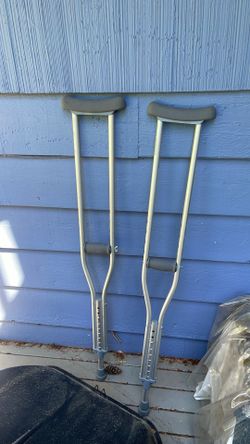 Crutches 
