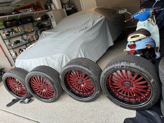 Hi I Have A Set Of GfG Two Piece 20 Inch Staggered Rims With New Tires