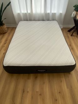 Beautyrest Hybrid Mattress