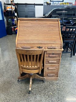 Wooden Roll Top Desk w/Matching Chair