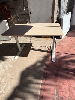 Standing desk works good