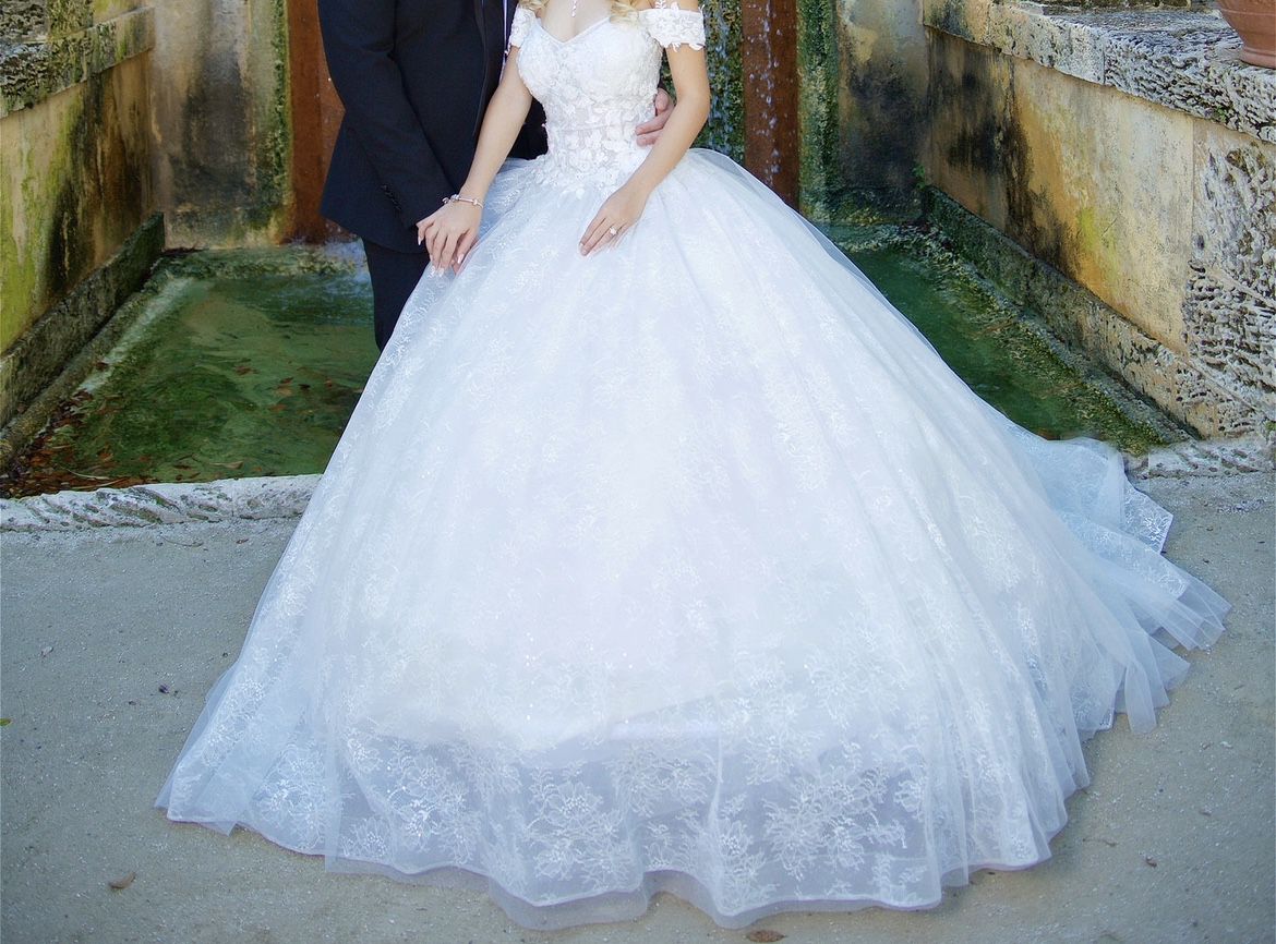 Wedding Dress / Vestido De Novia 