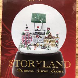 Brighton STORYLAND  Musical Snow Globe  🌍 New $25