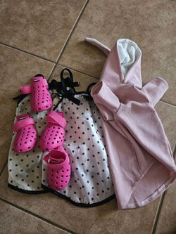 Medium- Dog Crocs + 2 Outfits